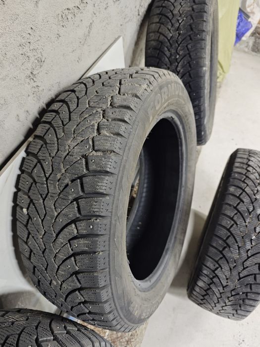 Продам резину R 17 215/55