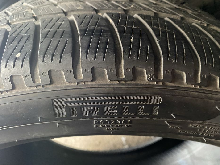 Шины 305/35/21 пара бу пирелли