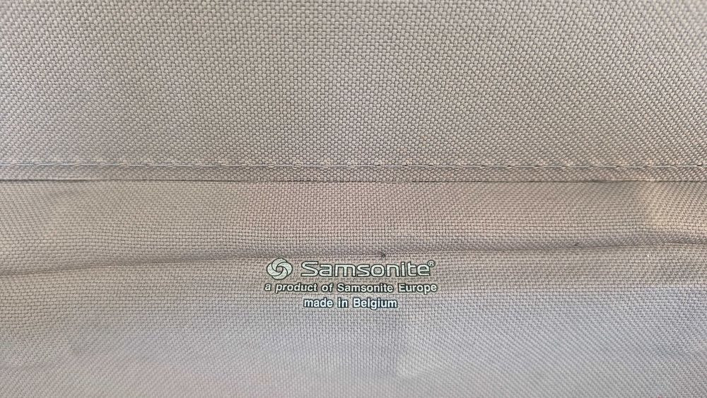 Бизнес куфар Samsonite Самсонайт с твърд карбонов корпус
