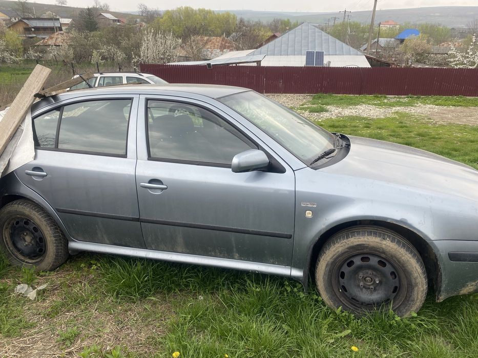 Vând sau dezmembrez ,Skoda Octavia 1, 2004- 1,4 benzina 16 valve