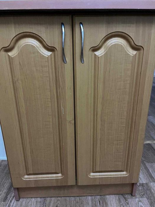 Мебель кухонная.