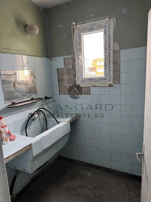 Продава се Тристаен апартамент в Пловдив, Кючук Париж - 90 кв.м за 794 €/кв.м - Снимка #6