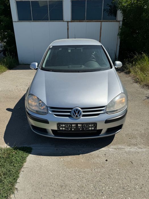 VOLKSWAGEN Golf 2006