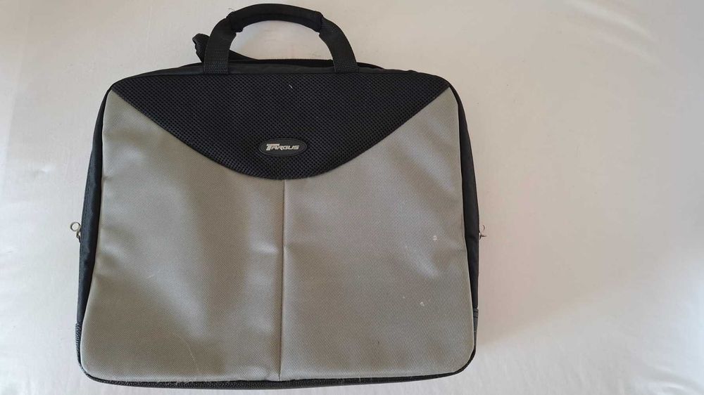 Geanta Laptop Targus