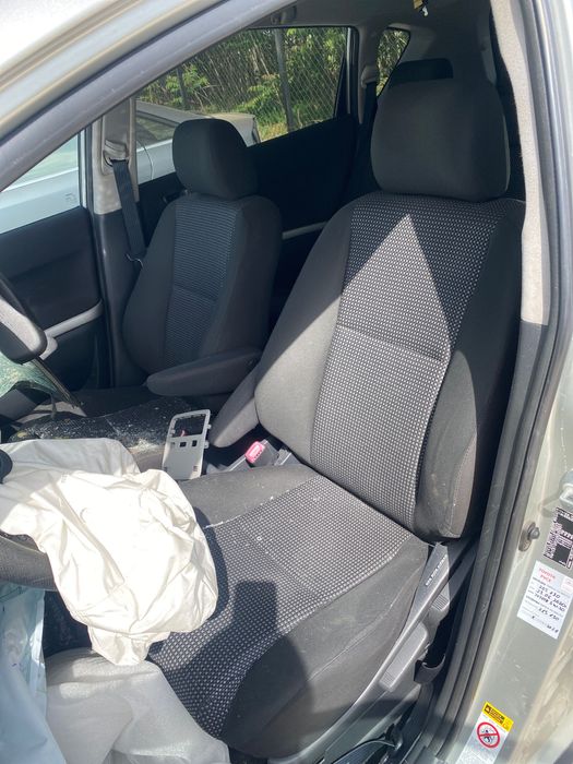 Тойота Корола Версо 2.2 дизел 177кс на части