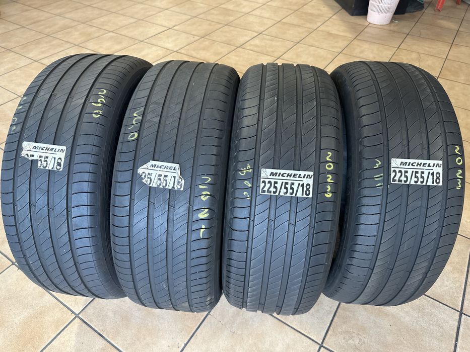 225/55/18 Michelin