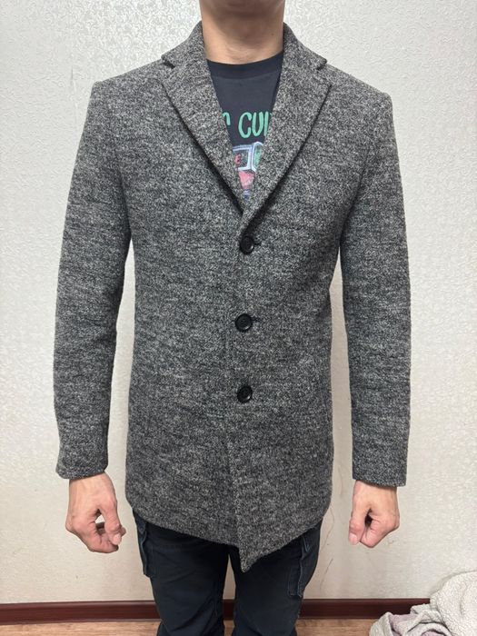 Продам кожанку и пальто