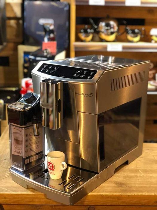 DELONGHI Кофемашина Maestosa Primadonna Dinamica Magnefica