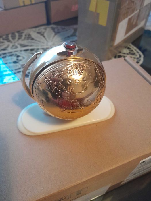 Ceas mecanic de masă