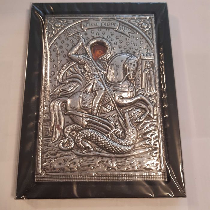 Икони - Св.Богородица и Младенеца, Св.Георги, Св.Мина...