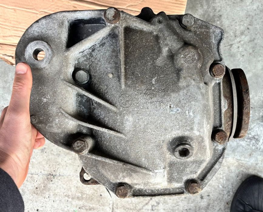 Grup diferential spate BMW E90 E91 E92 E93 325d 330d raport 2.93 auto