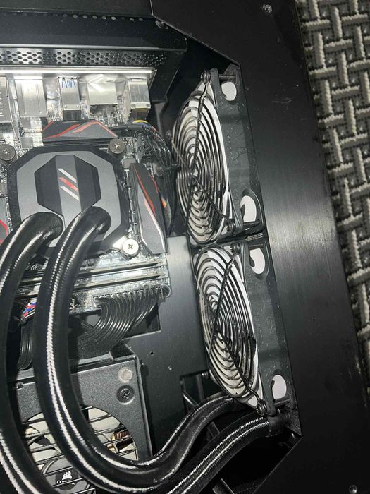 Геймърски Компютър MSI - i7-7700K, GTX 1060 (6GB),16GB RAM, SSD 512 GB