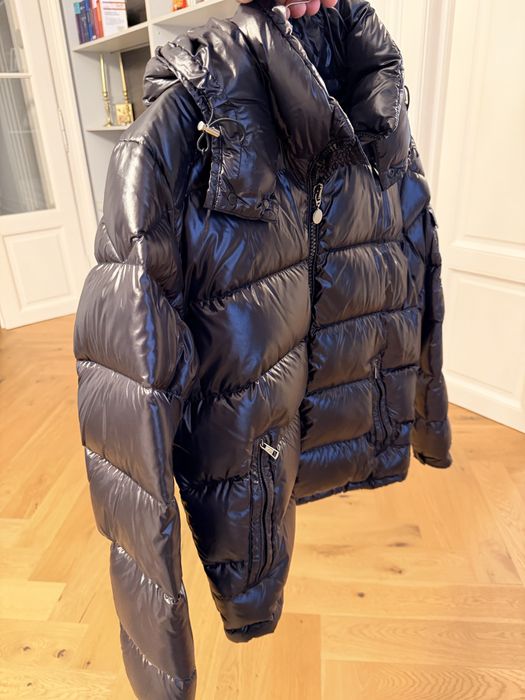 Geaca Moncler Maya - Marimea 3 - Negru lucios