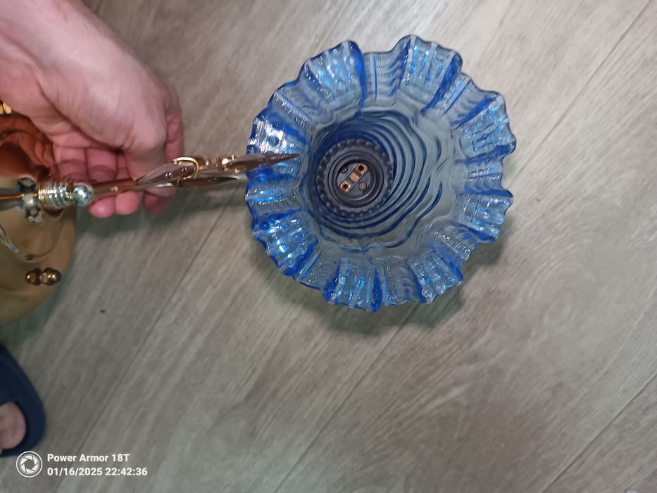 Бра настенная  светильник