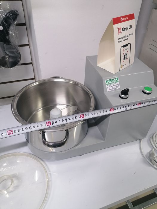 Кутер измельчитель мясо