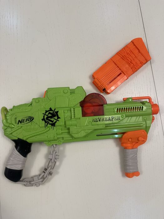 Nerf Zombie Strike RevReaper — в хорошем состоянии