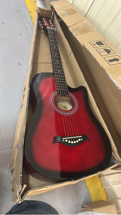 Акцстическая гитара 38 размер