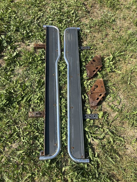 Степенки от нисан терано са свалени