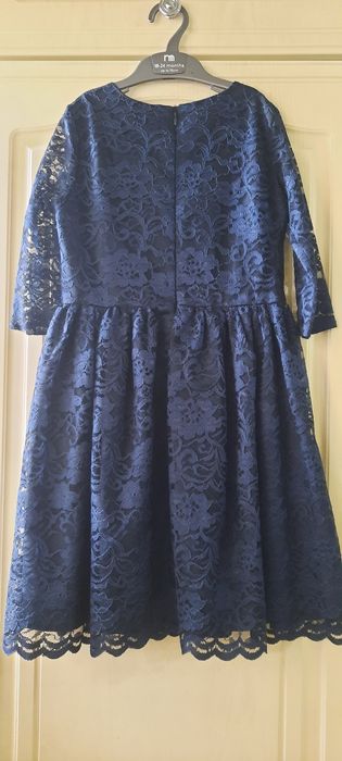 Платья и юбки  на 7_9 лет