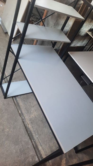 Стол Лофт Бесплатня дастафка