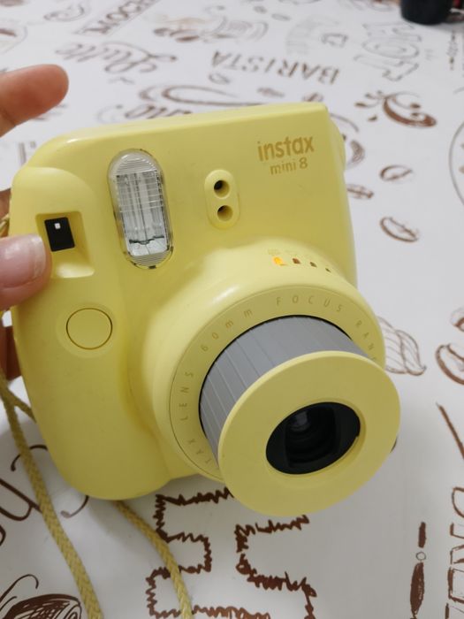 instax mini 8 полностью работает
