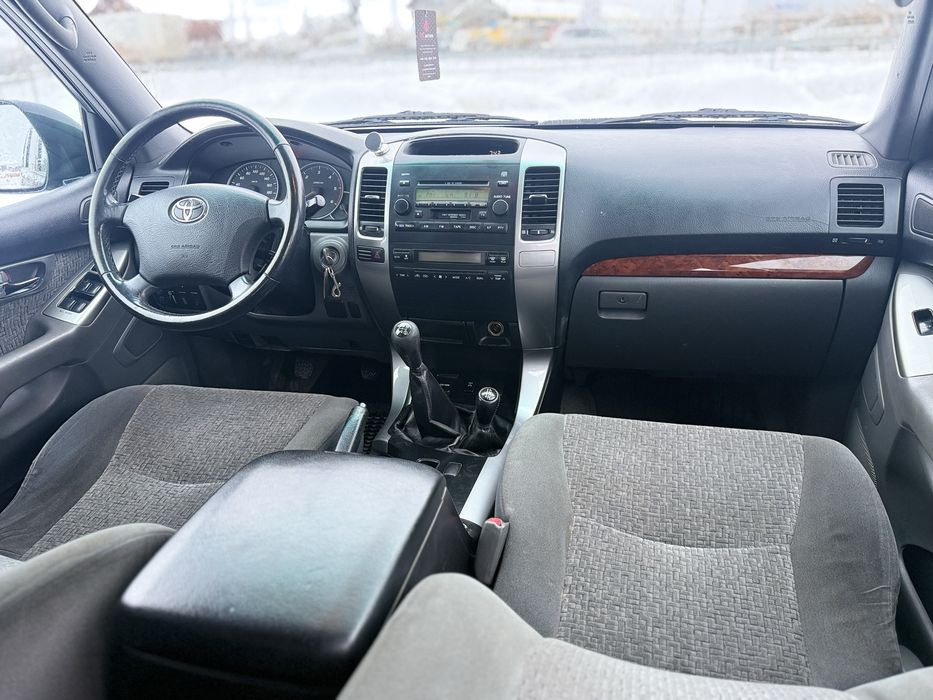 Toyota Land Cruiser J120 Off road  4x4 - Recent adusa