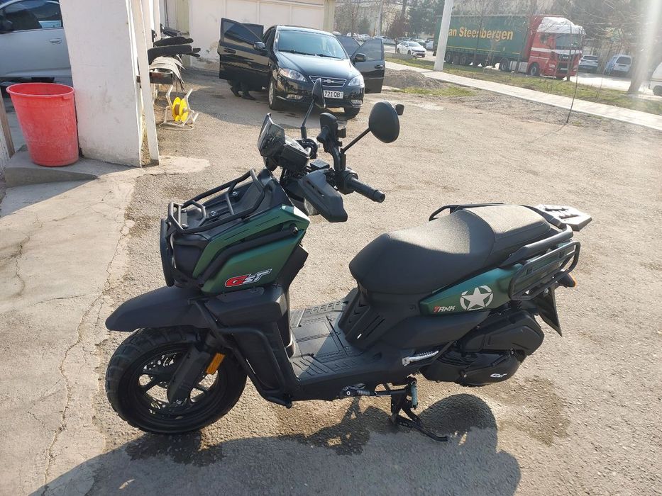 TANK skuter GST Mator