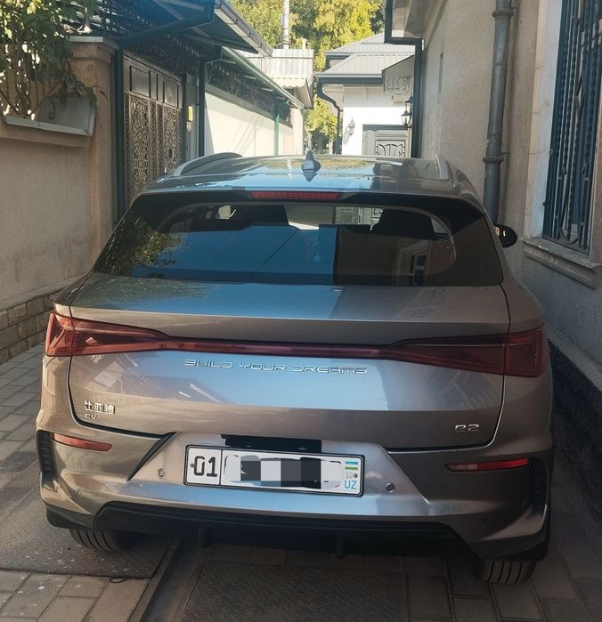 BYD E2 Продажа электромобиля