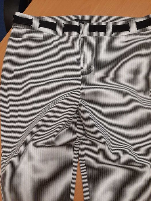 Дамски панталони и дънки