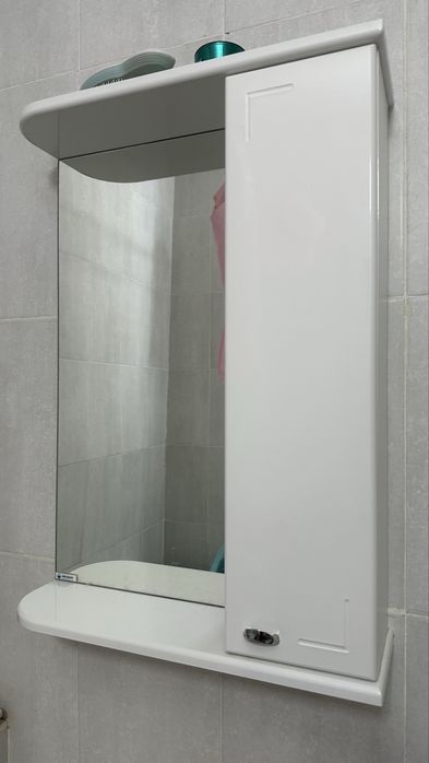 Тумба МДФ с зеркалом