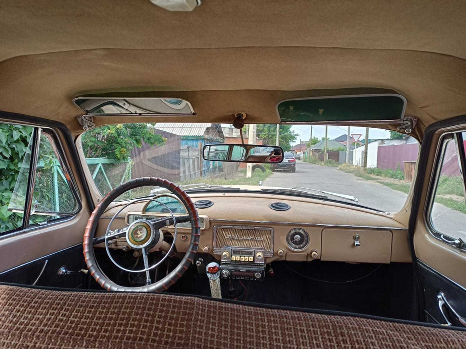 Продам автомобиль Волга Газ21