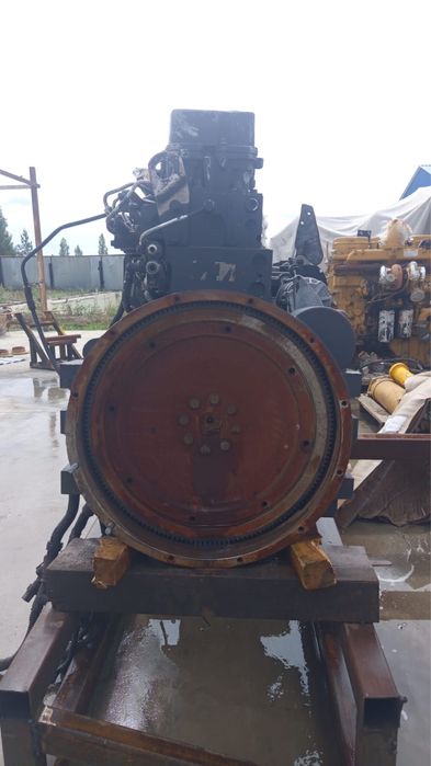 Продам двигатель CUMMINS 8.9