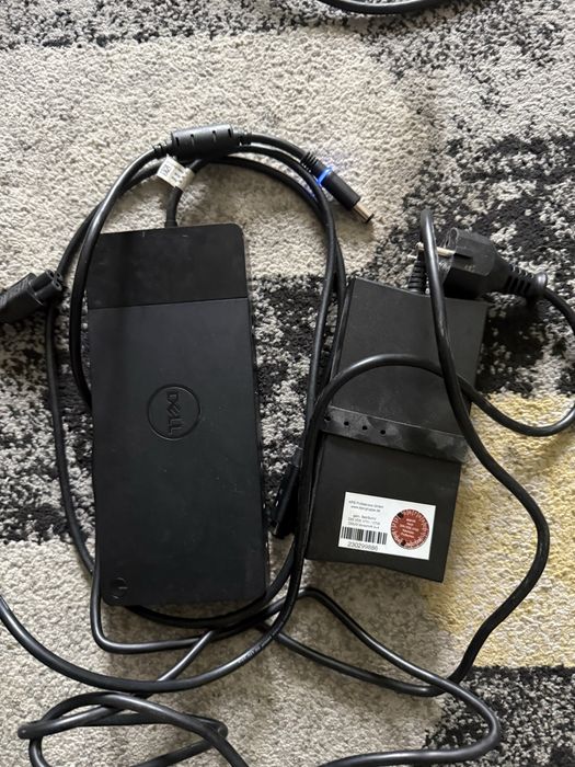 Docking station Dell K20A + Alimentator Dell 130W impecabil