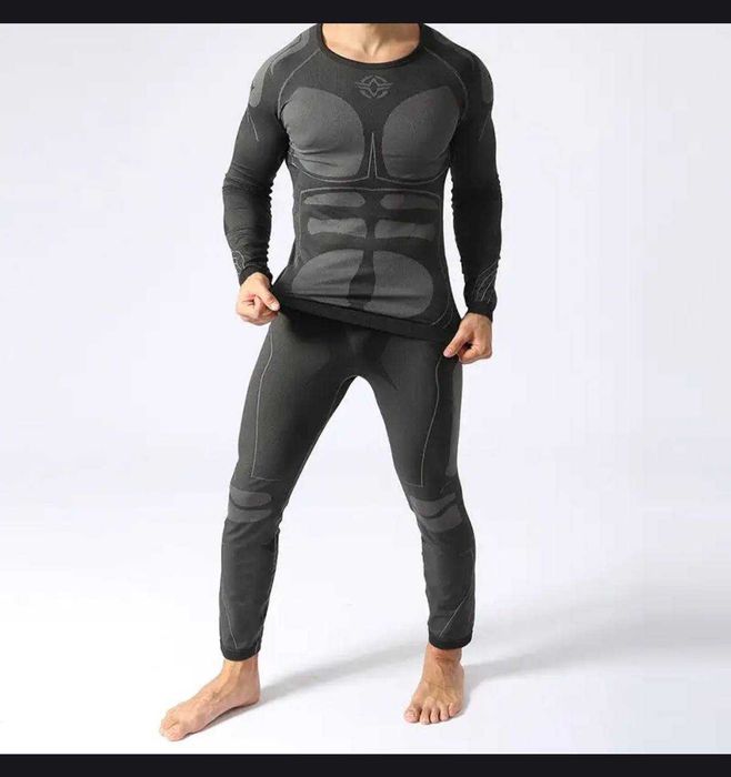 Мужеская спортивная одежда