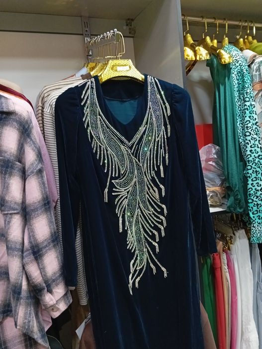 Vecherni koylak uzun