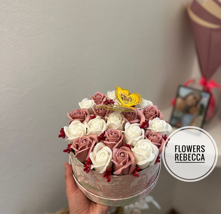 Aranjamente trandafiri de sapun