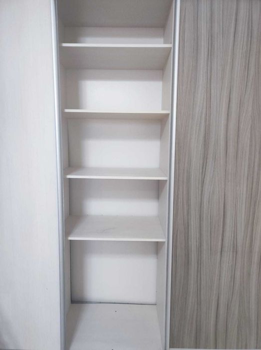 Продам шкаф-купе