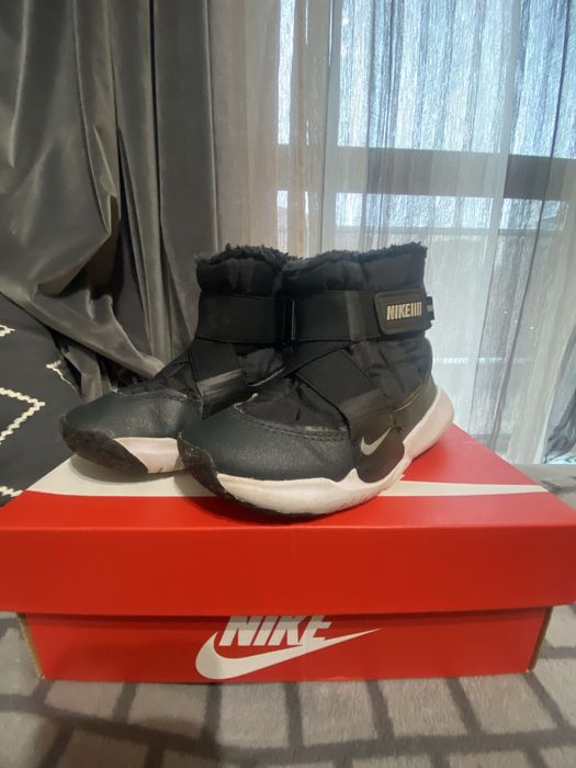 Детски зимни ботуши Nike