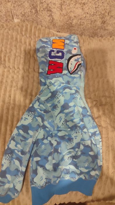 Продам кофту bape