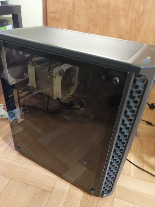 Ryzen 7 5700X + Asus Tuf 550 Plus Wi-Fi II, 16GB RAM, Noctua, PSU,Case