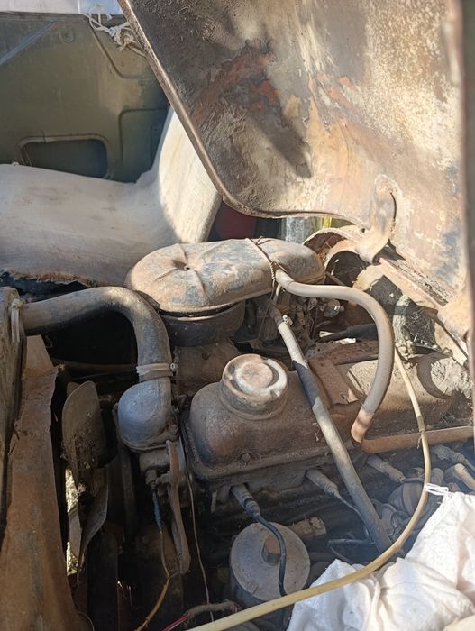 Продам УАЗ на запчасти