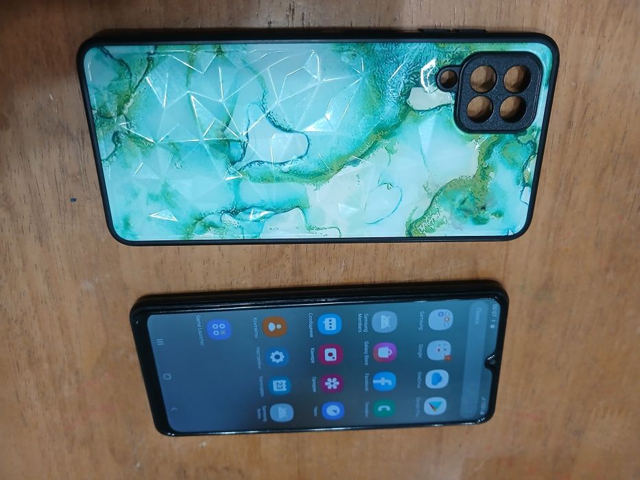 Продам Samsung A12 сатамын.