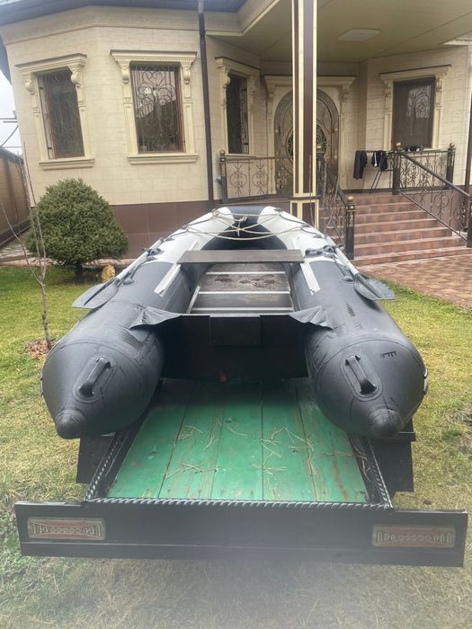 Лодка ривьера 3600