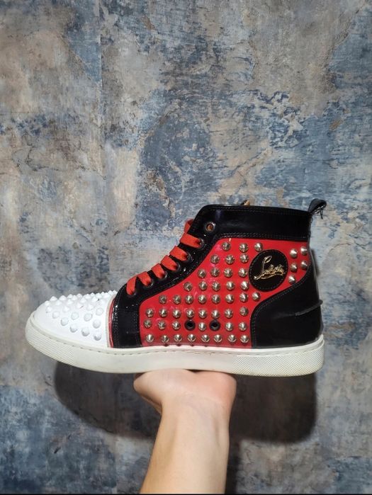 Vand Louboutin Patend Red