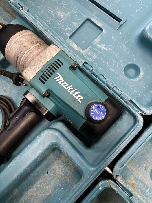 Makita TW1000 boasina cu impact