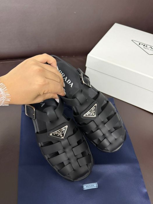Сандали Prada 37