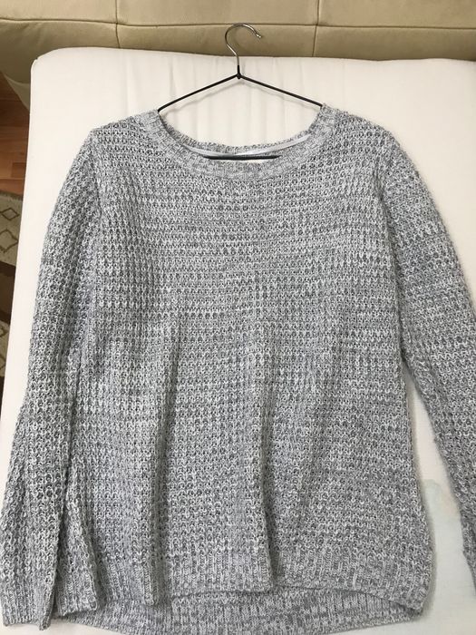 Pulover alb-gri S