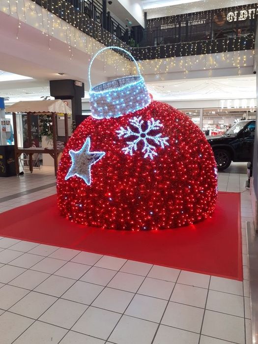 Новогоднее оформление города,арки,цифры,растяжки