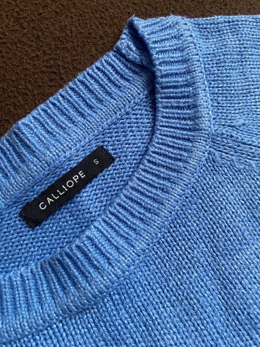 Лек син пуловер (по-къс)