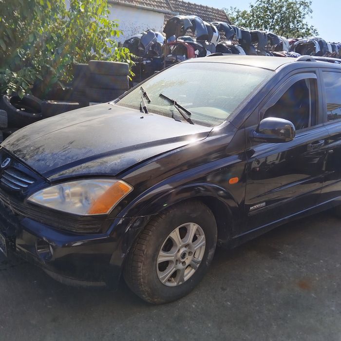 Aripa stanga/dreapta Ssangyong Kyron an 2005-2010